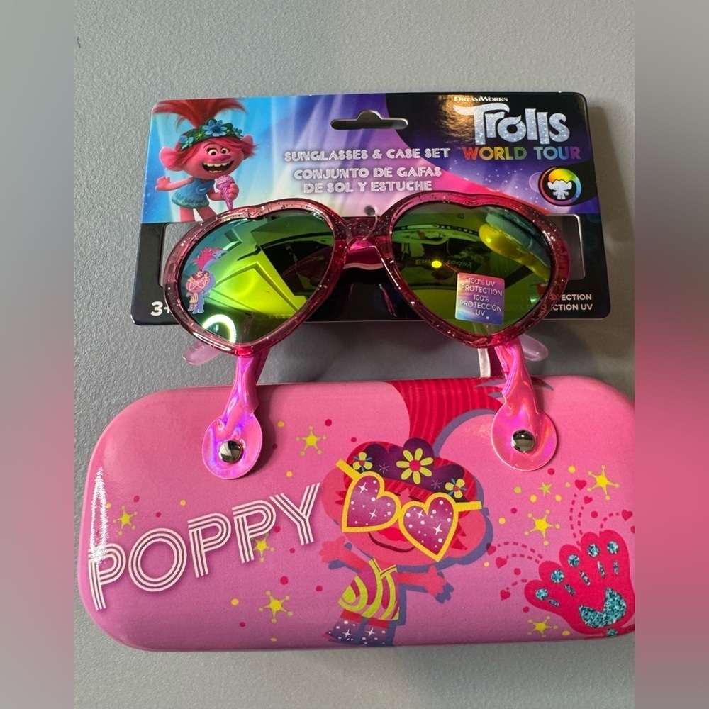 Dreamworks Trolls Pink Sunglasses & Case Set UV protection